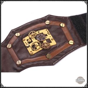 Détail de brassard Steampunk pour un look distinctif