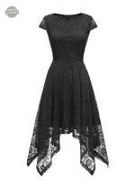 Robe féminine à l'esthétique victorienne sophistiquée