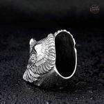 Bague aigle, accessoire de mode pour homme élégant