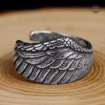Bague steampunk avec motif ailes d'ange