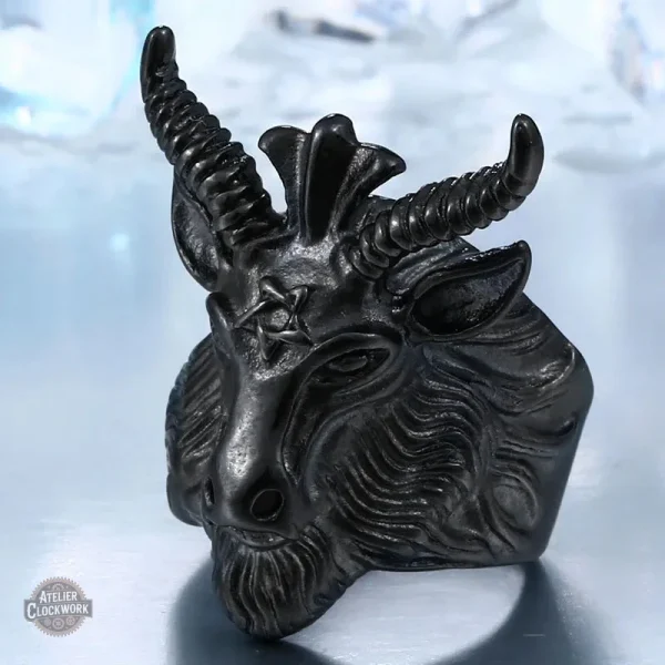 Bague pour homme au design Baphomet, style dandy affirmé