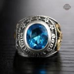 Accessoire élégant en argent pour homme avec turquoise