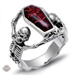 Bague Cercueil gothique pour un style punk audacieux