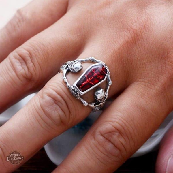 Bague gothique pour homme, design cercueil unique