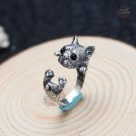 Bague dandy avec motif bouledogue