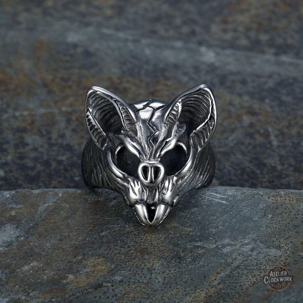 Bague dandy steampunk avec motif de chauve-souris