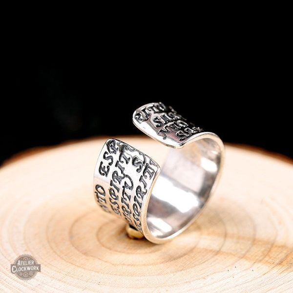 Bague argentée In Nomine Domini pour dandy