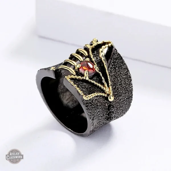 Bague gothique avec motif fissuré pour un style audacieux