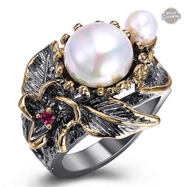 bague-gothique-steampunk-1 Bague gothique Black & Pearl pour femme en style steampunk