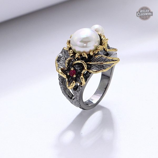 Accessoire steampunk: bague femme en noir et perles