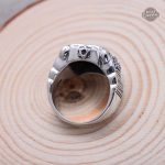 Bague homme en argent, style obsidienne élégante