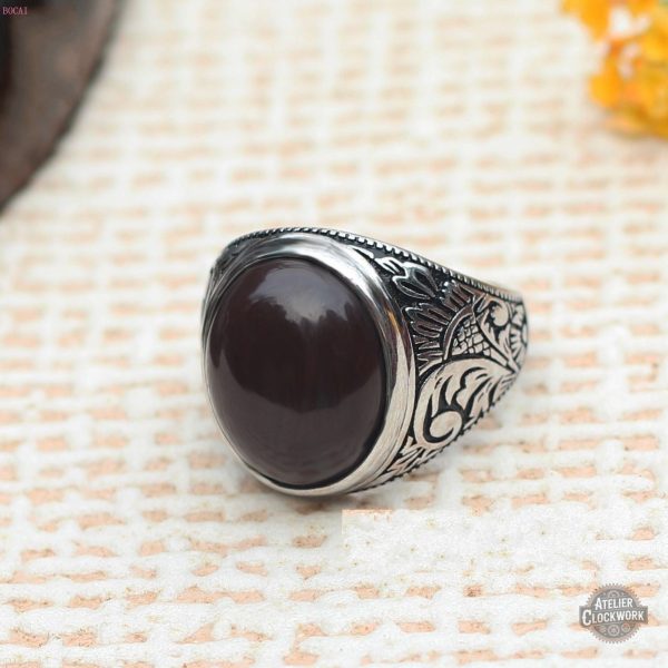 Bijou steampunk pour homme avec pierre noire