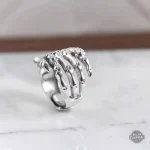 Bague originale style squelette pour homme
