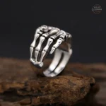 Squelette élégant - Bague pour homme audacieux