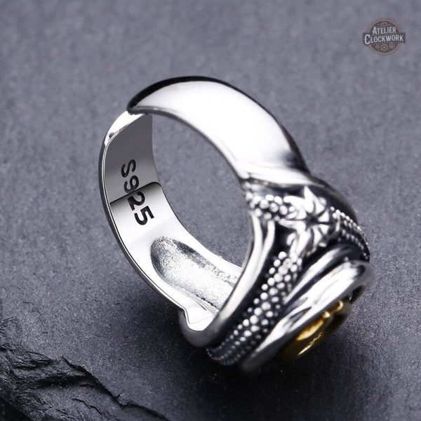 Bague argentée avec motif oeil, style dandy unique