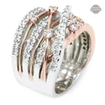 Bague avec zircon éclatant pour un look harmonieux