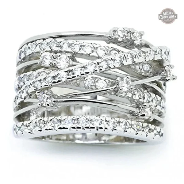 Accessoire féminin steampunk : bague argent tressée élégante