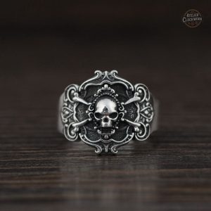 Bijou punk en argent inspiré par le pirate