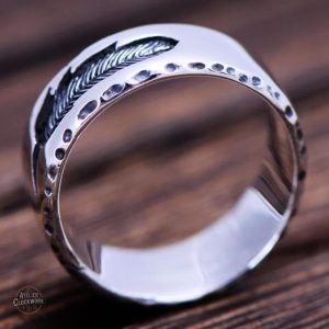 Bague plume stylisée pour homme, look audacieux