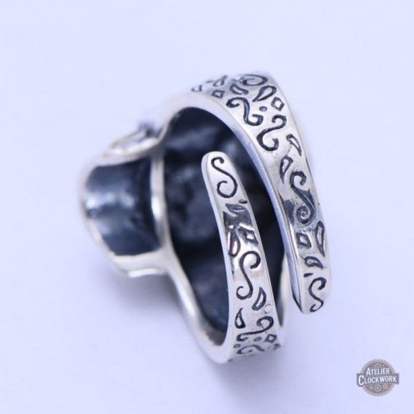 Accessoire steampunk pour l'homme moderne