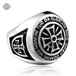 Bague dandy Templier, symbole de l'audace masculine