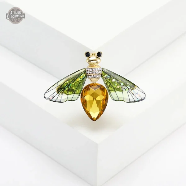 Broche vintage insecte pour fashionista
