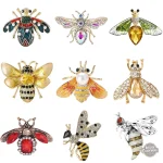 Broche steampunk femme insecte vintage