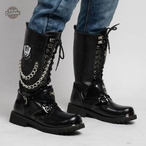 Bottes homme au style gothique audacieux