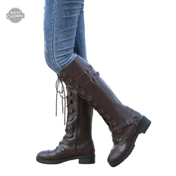 Bottes élégantes inspirées du style steampunk