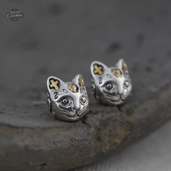 Accessoire steampunk avec motif de chat en argent