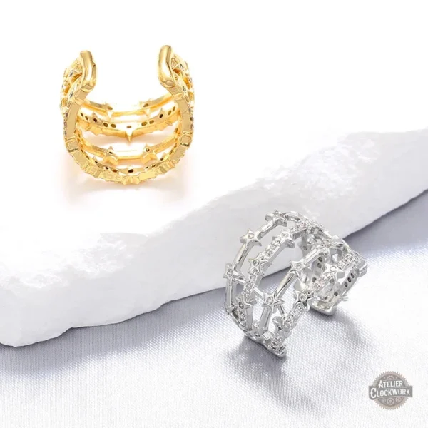 Boucles d'oreilles or et strass, touche vintage et moderne