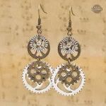 Boucles élégantes inspirées du style steampunk