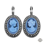 Accessoire vintage : boucle d'oreille camé unique
