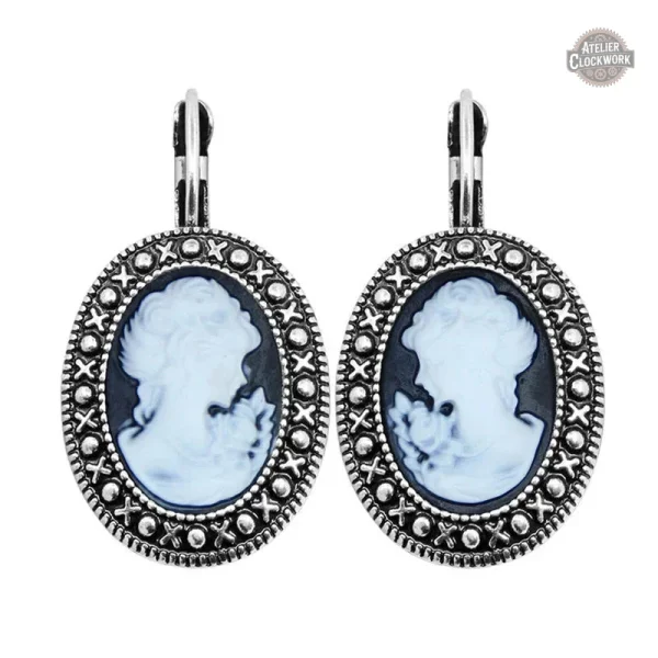 Élégante boucle d'oreille camé inspirée du passé
