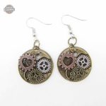 Accessoire féminin steampunk inspiré du passé