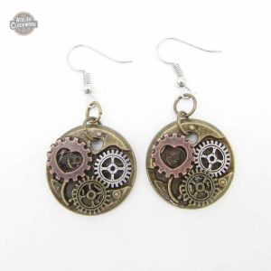 Accessoire féminin steampunk inspiré du passé