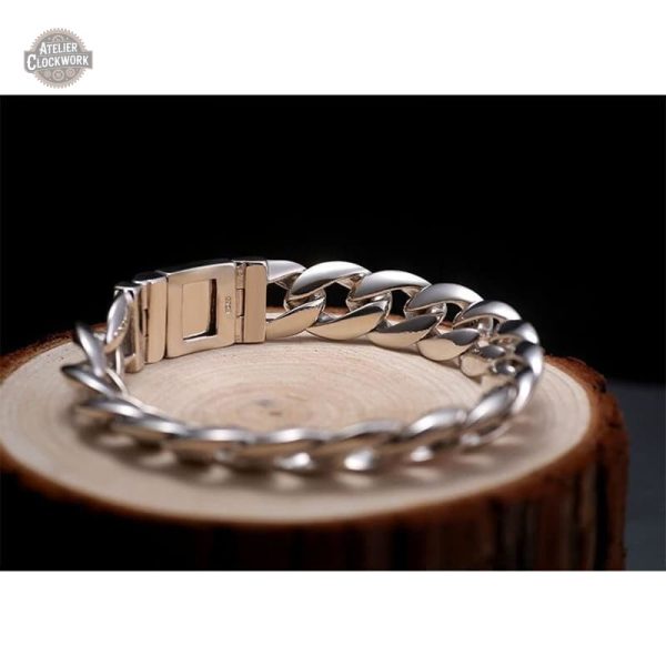 Accessoire biker en couleur argent