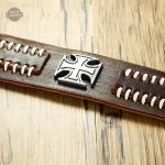 Bracelet cuir Steampunk pour homme avec croix de Malte