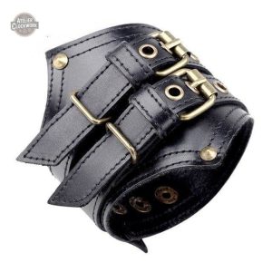 Bijou dandy en cuir pour un look rock