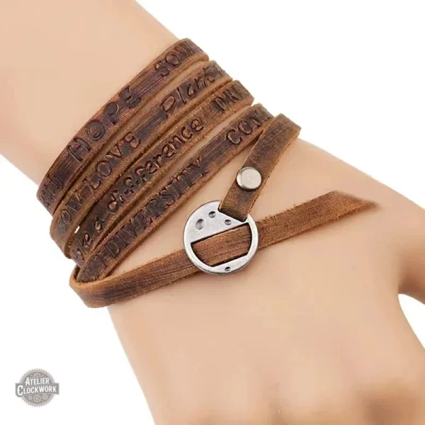 Accessoire cuir homme, élégance Peace & Love