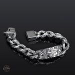 Bracelet Carfax Abbey, l'élégance Steampunk revisitée