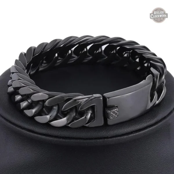 Accessoire Steampunk homme, bracelet en acier noir élégant