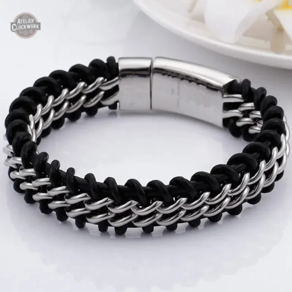 Bracelet en cuir et acier, touche vintage steampunk