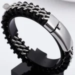 Design unique de bracelet en cuir et métal doré
