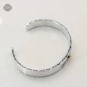 Jonc en argent au design égyptien pour homme