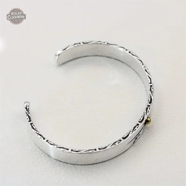 Jonc en argent au design égyptien pour homme