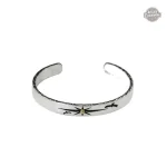 Bracelet argenté inspiré de l'esthétique égyptienne