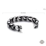 Bracelet jonc au design gothique inspiré du steampunk