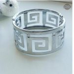 Accessoire de mode Steampunk, bracelet pour une allure audacieuse