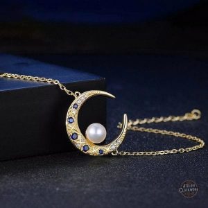 Bracelet femme style Steampunk avec motif de croissant de lune